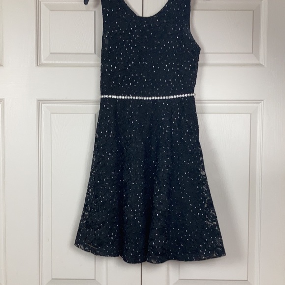 Speechless Jeweled Waist Flutter Sleeve Dress Size 14 - Picture 2 of 10